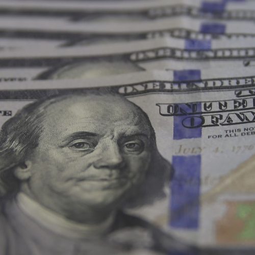 Leilão do Banco Central de US$ 3 bilhões: estratégia para estabilizar o